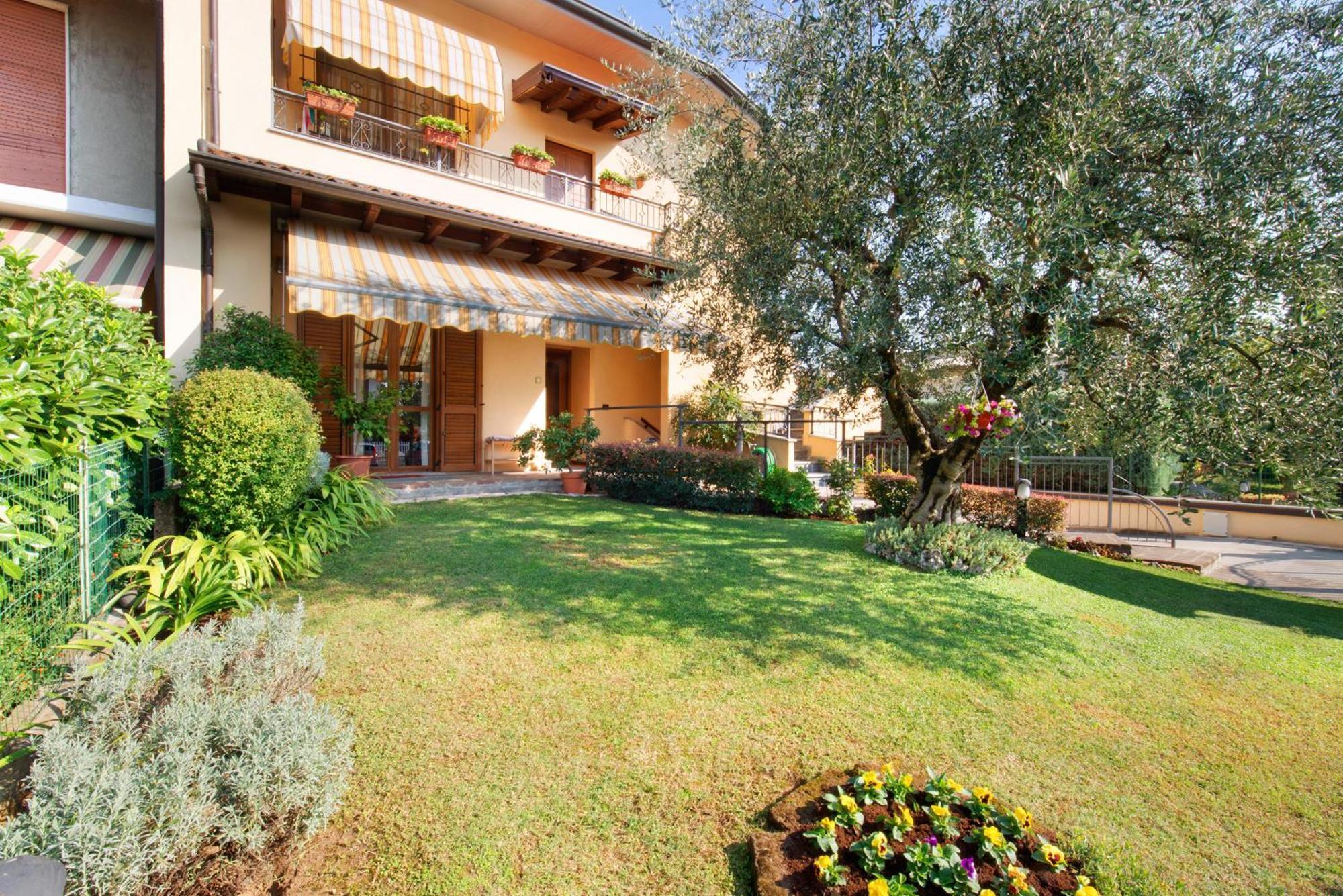 Casa Elli Βίλα Osio Sotto Εξωτερικό φωτογραφία